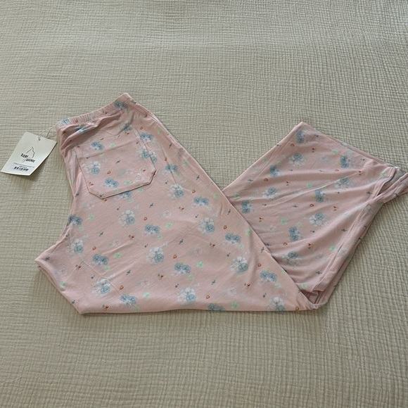 NWT Ms. Djerf 🌸PANTS🌸 - Picture 3 of 8